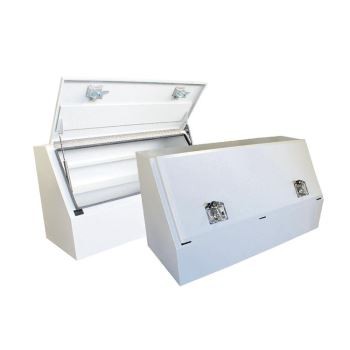 Stalen kisten met halve deuren